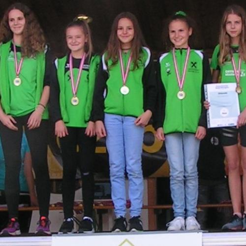Mädchenmannschaft_Crosslauf